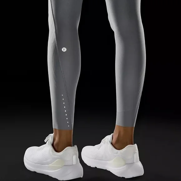 NWT Lululemon SenseKnit Running High-Rise Tight 28" - Picture 4 of 6